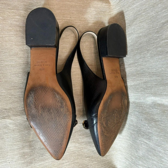 COLE HAAN Sz 6.5B Leather Flat Pointy Toe Knotted Bow w/ Metal Tips Slingbacks - Picture 8 of 11